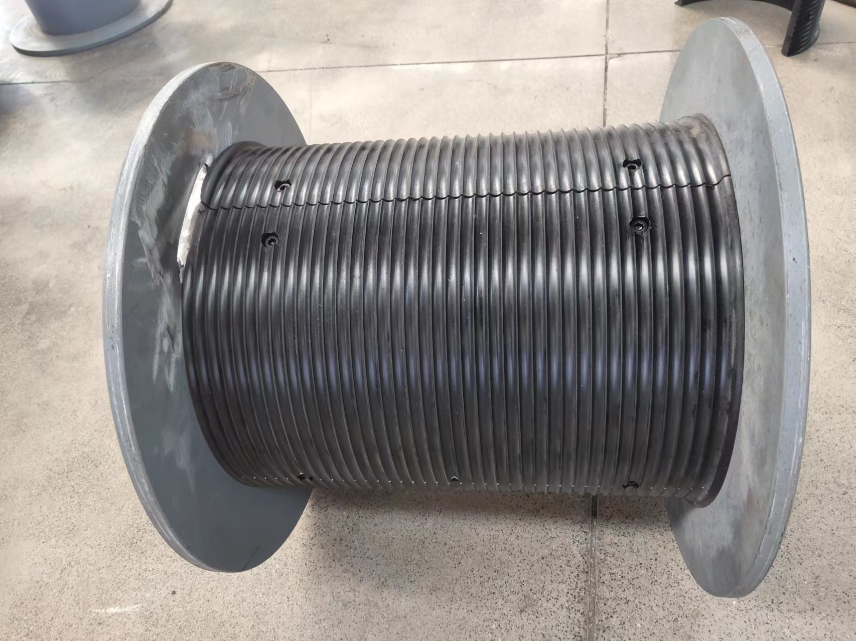 Q355B material smooth drum with nylon Lebus sleeves