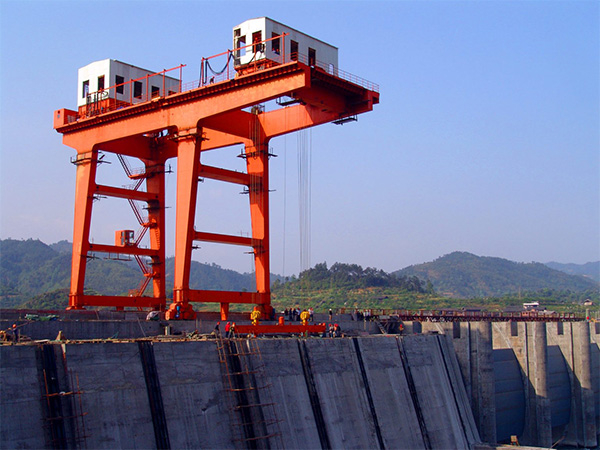 Hoist For Hydropower Projects